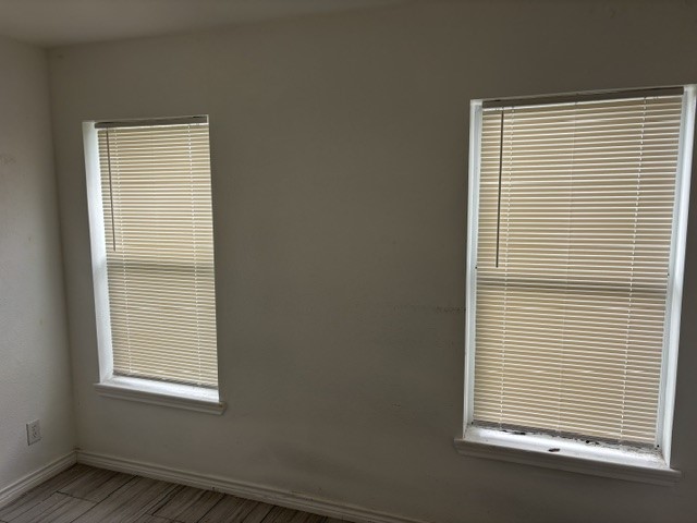 529 Frances St Property Photo 9