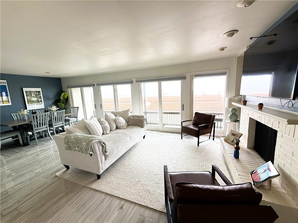 4270 Ocean Dr 15 Property Photo 6