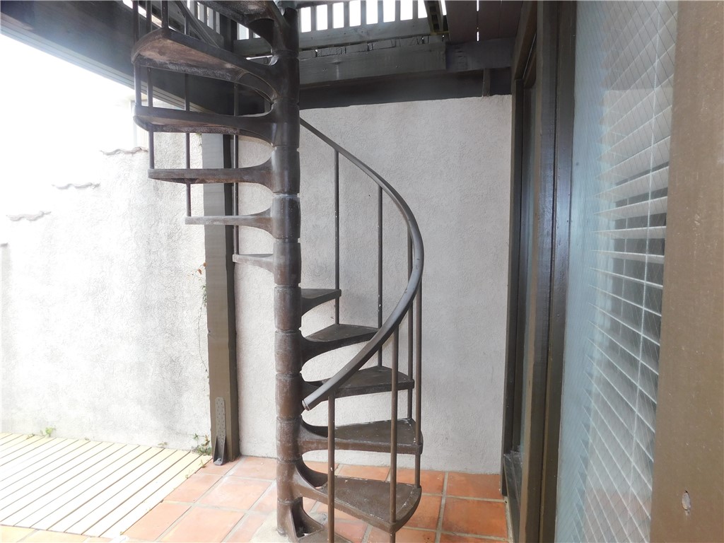 4270 Ocean Dr 15 Property Photo 31