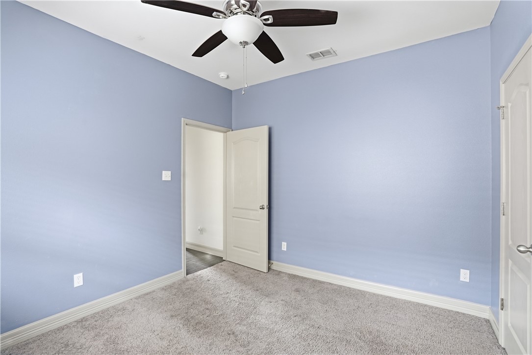 7658 Sable Creek Dr Property Photo 12