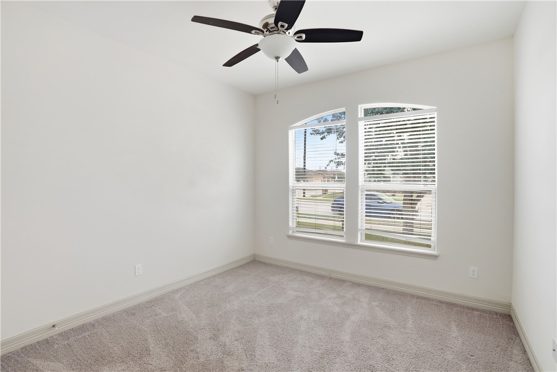 7658 Sable Creek Dr Property Photo 20