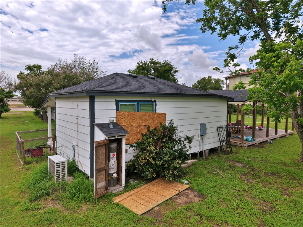 2222 N Padre Island Dr Property Photo 17