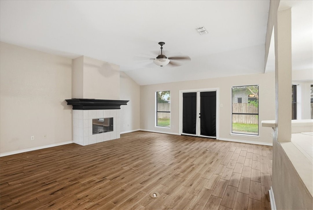 5448 Oso Pkwy Property Photo 6