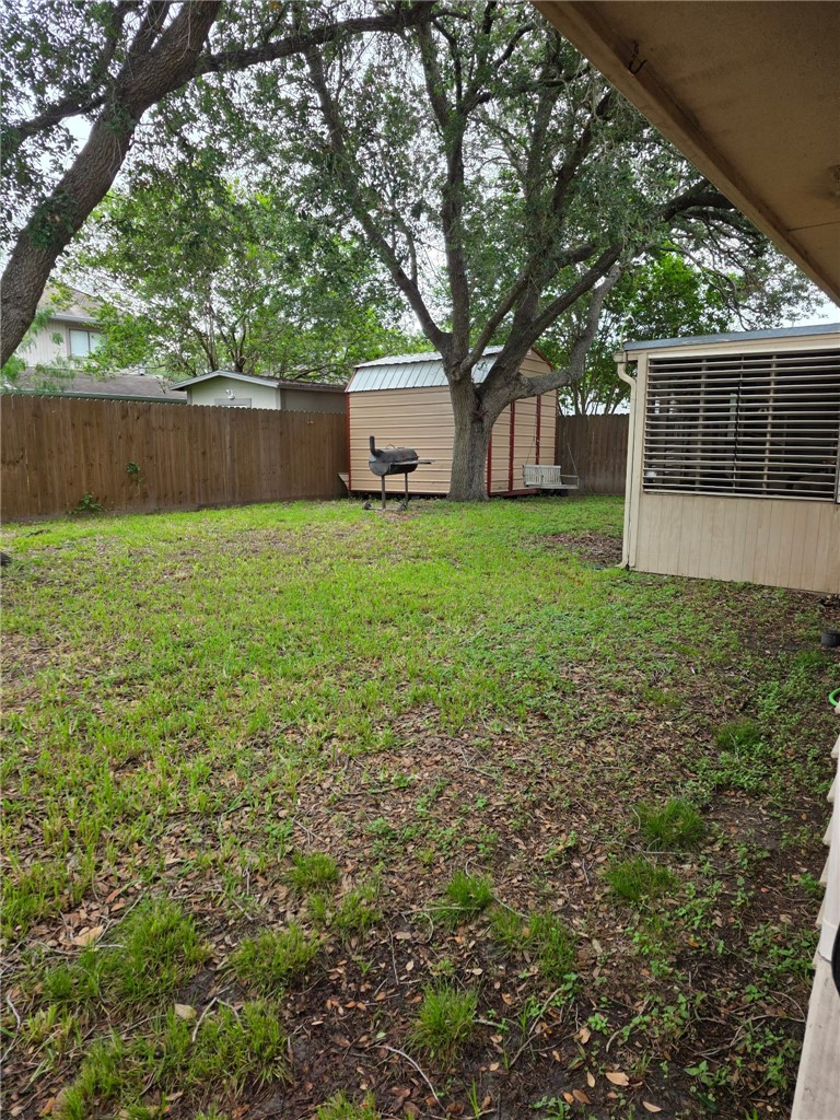 4406 Squaw Pass Ct Property Photo 9