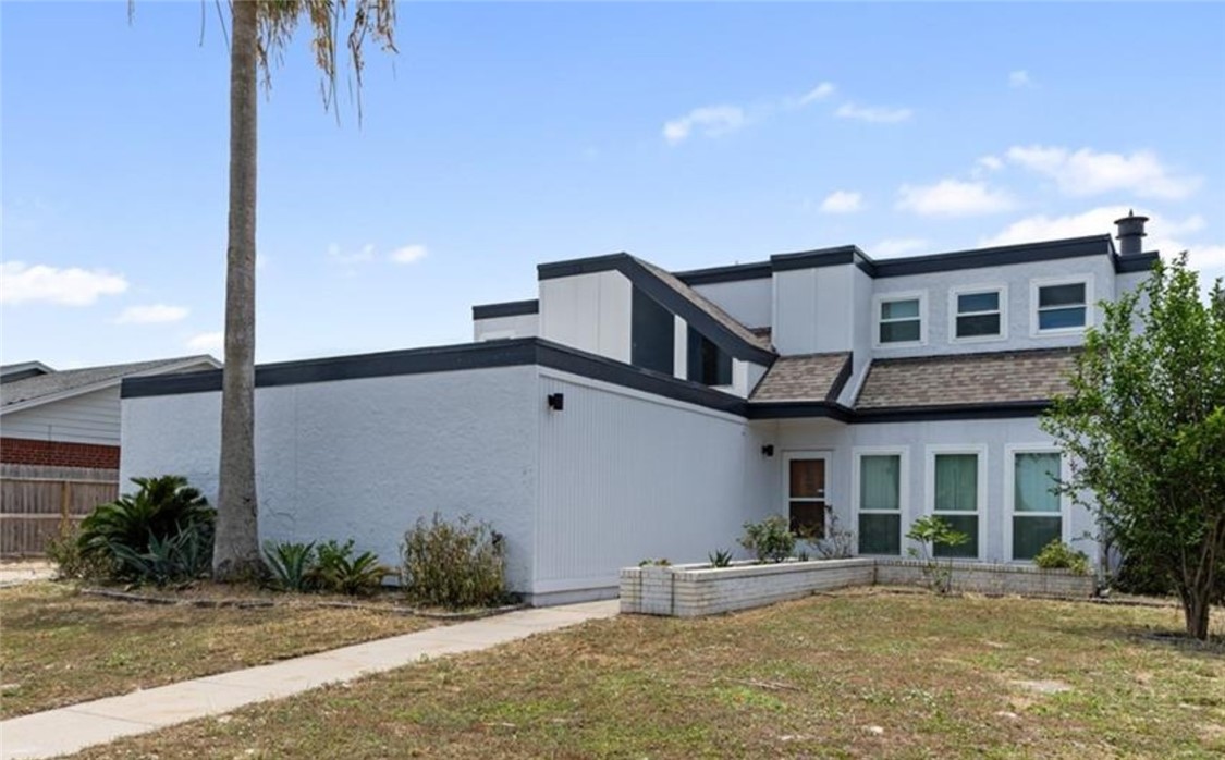 13801 Suntan Ave Property Photo 1
