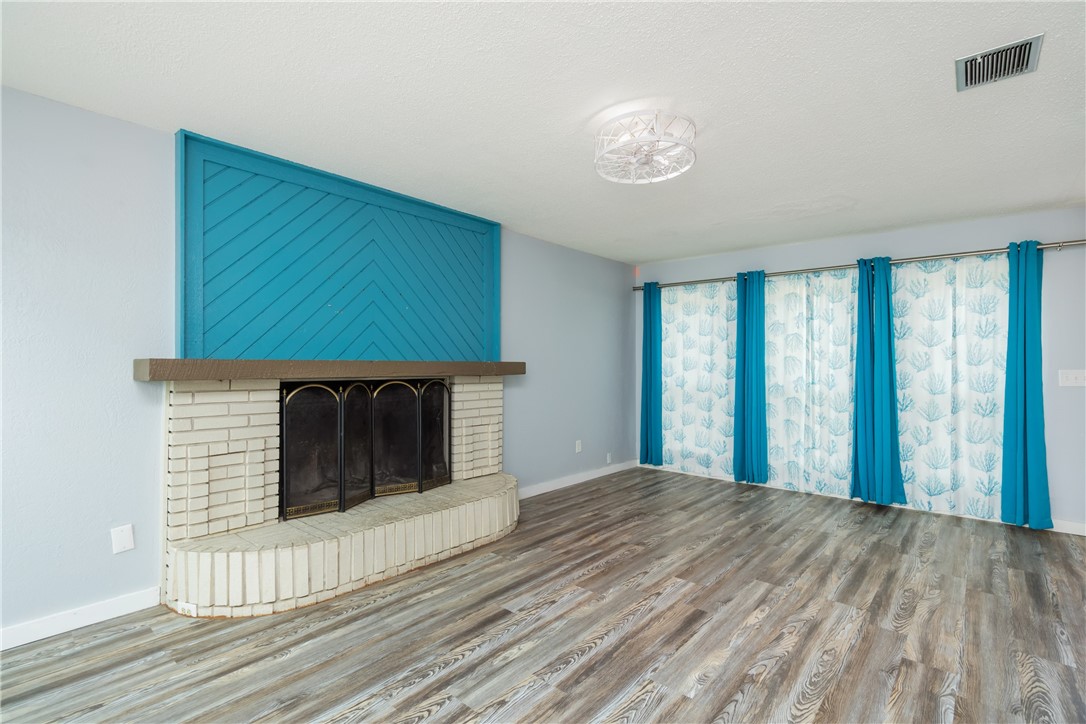 13801 Suntan Ave Property Photo 6