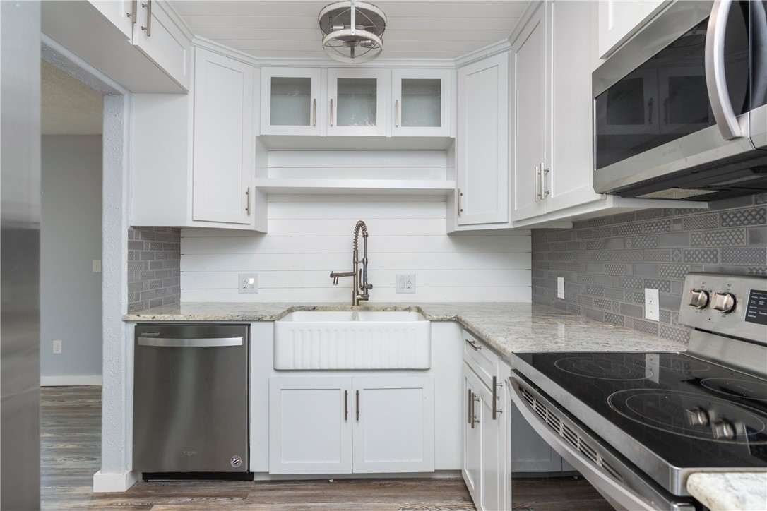 13801 Suntan Ave Property Photo 14