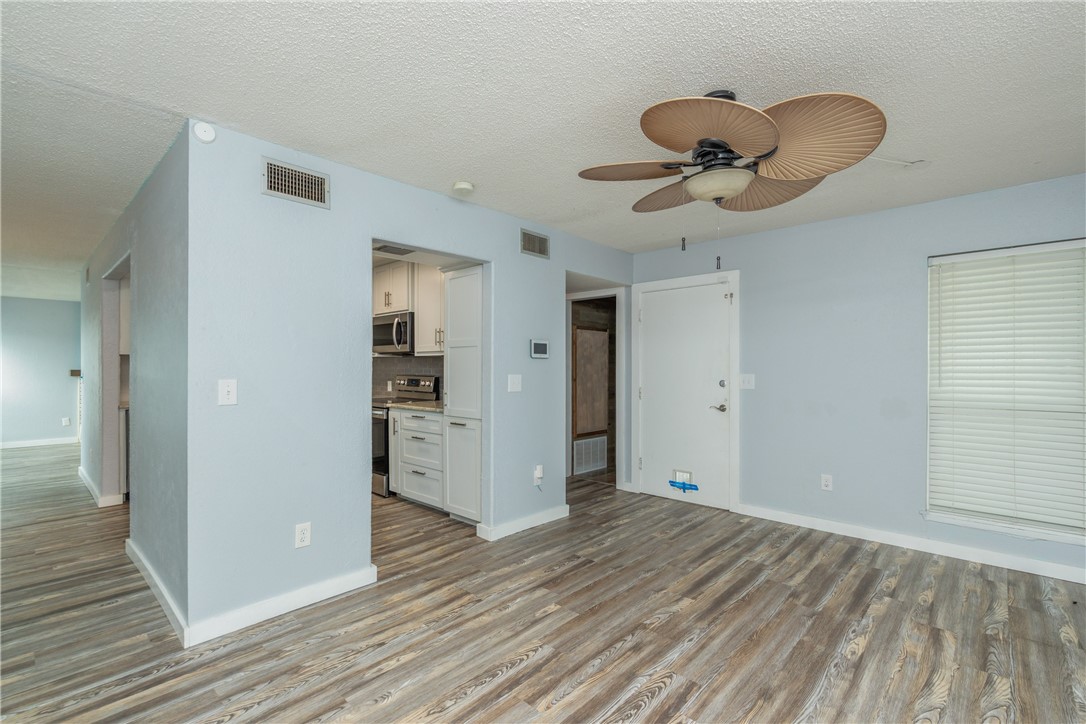 13801 Suntan Ave Property Photo 19