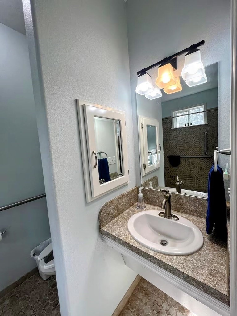 1614 Hardee St Property Photo 11