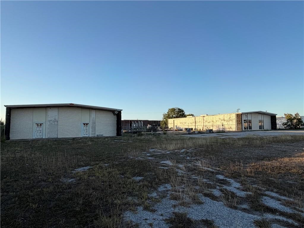 6704 Ranger Ave Property Photo 3