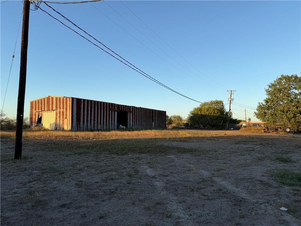 6704 Ranger Ave Property Photo 14