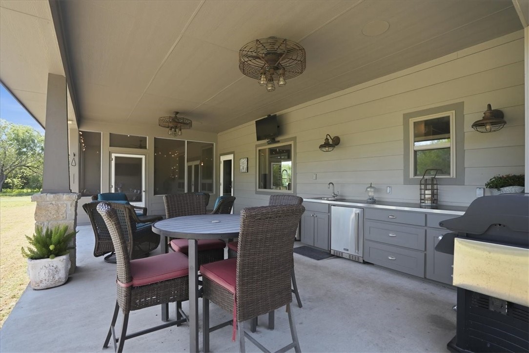 6137 Main Property Photo 34