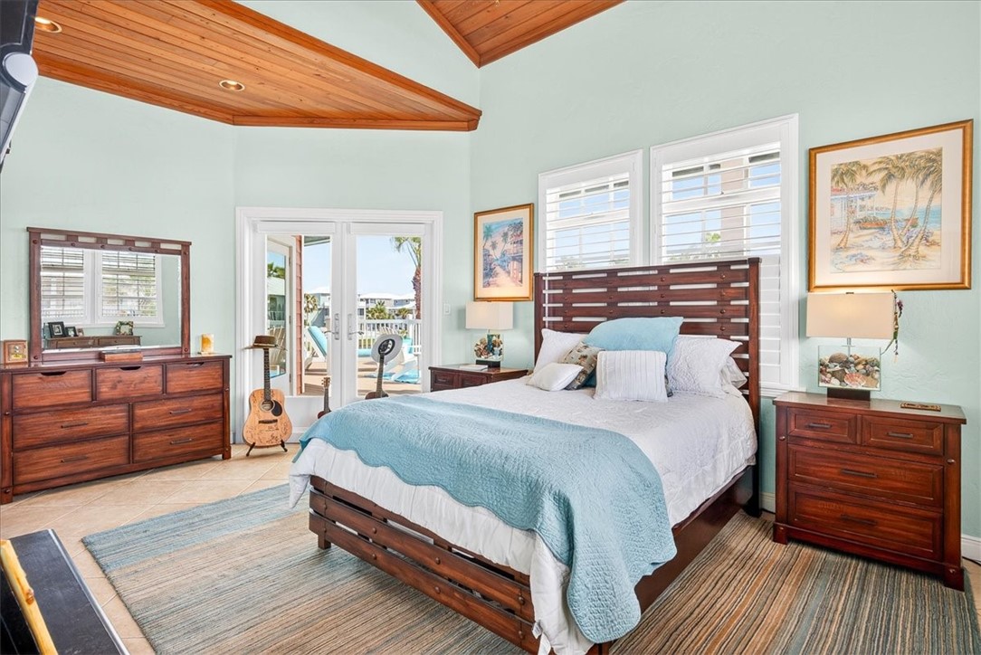 220 Keewaydin Property Photo 13