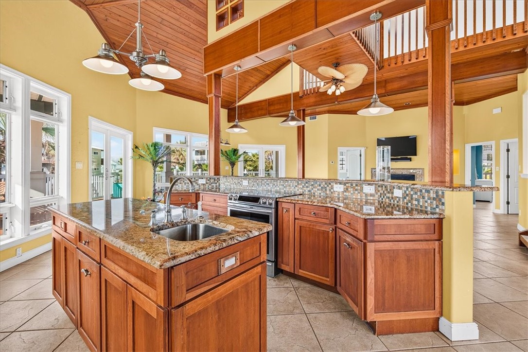 220 Keewaydin Property Photo 13