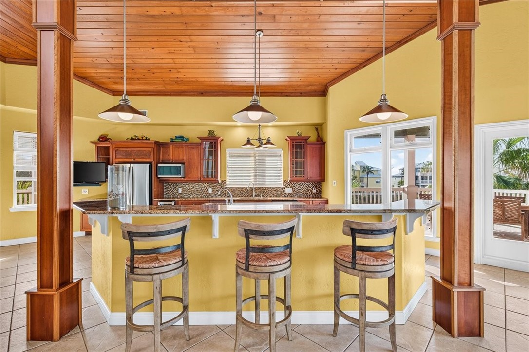 220 Keewaydin Property Photo 17