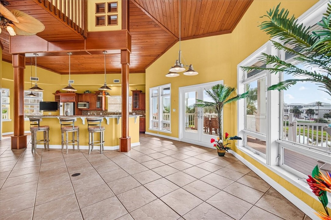 220 Keewaydin Property Photo 18