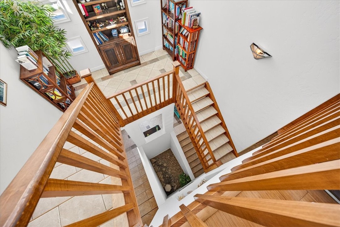 220 Keewaydin Property Photo 28