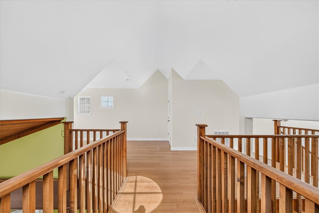 220 Keewaydin Property Photo 38