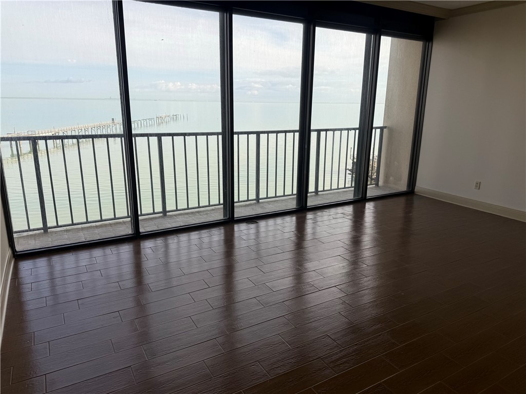 4350 Ocean Dr 202 Property Photo 1