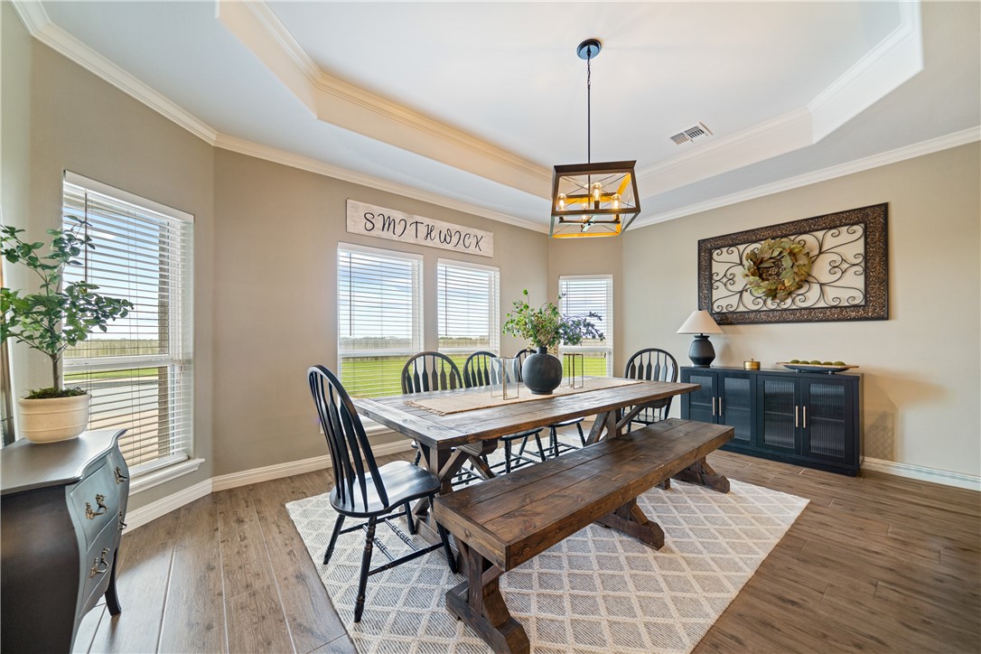 1189 S Southampton Dr Property Photo 11