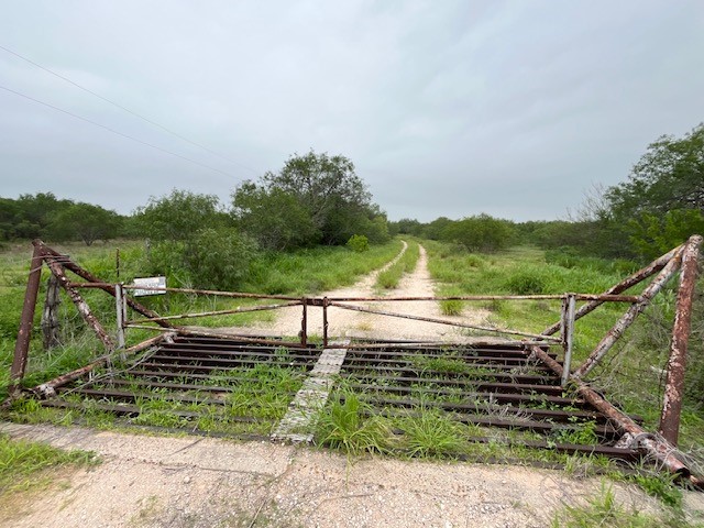 000 Fm 754 Property Photo 1