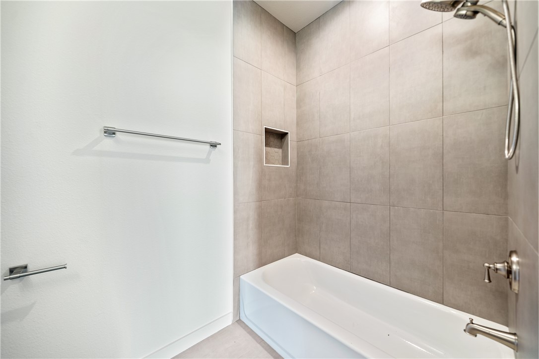 1526 Mariposa Ranch Dr Property Photo 24