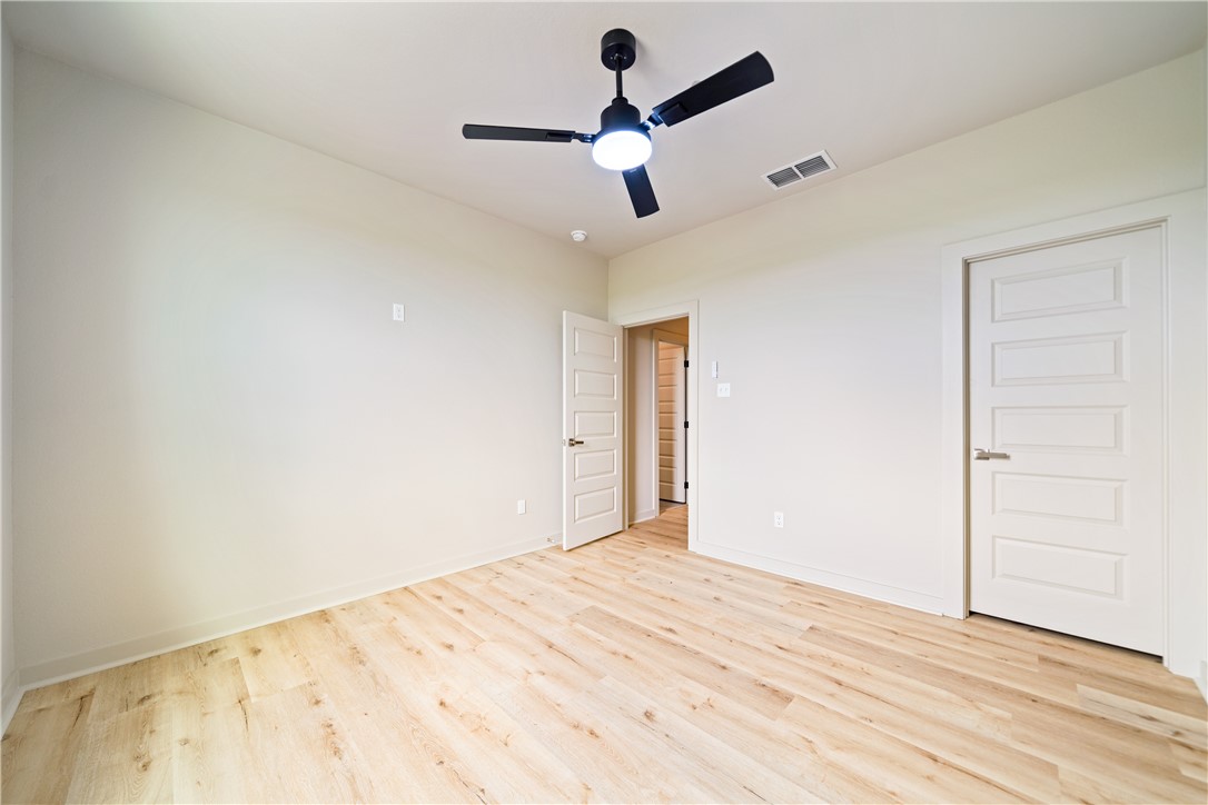 1526 Mariposa Ranch Dr Property Photo 28