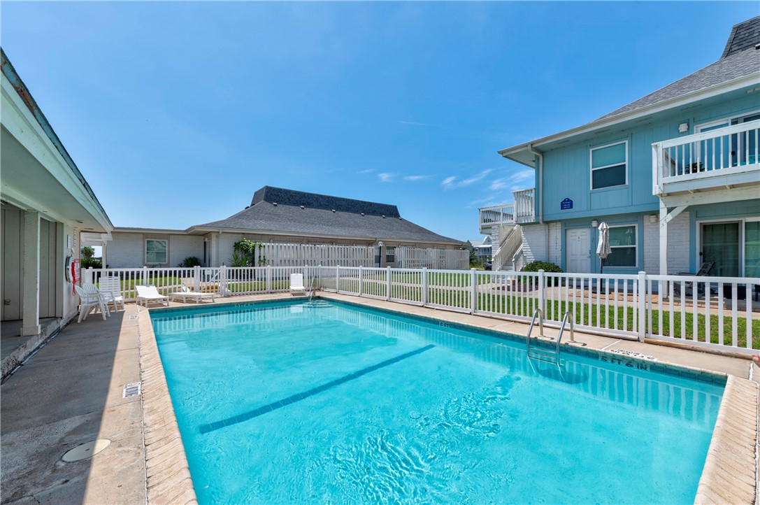 4901 State Highway 361 102 Property Photo 18