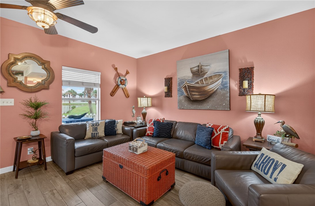 141 Mustang Royale Property Photo 8