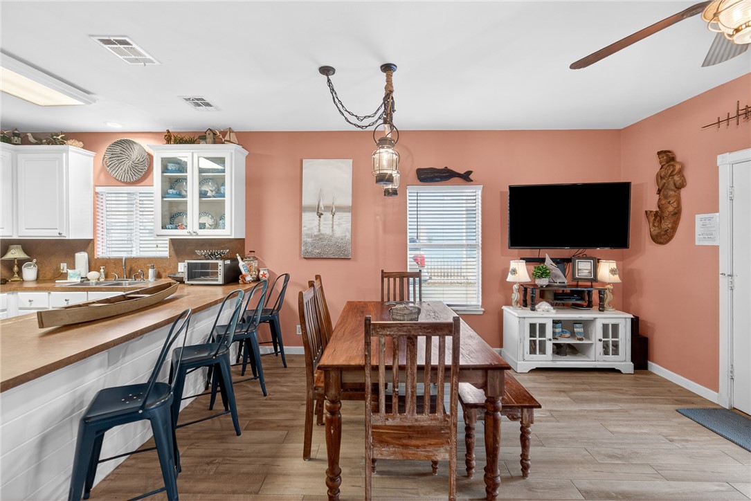 141 Mustang Royale Property Photo 11