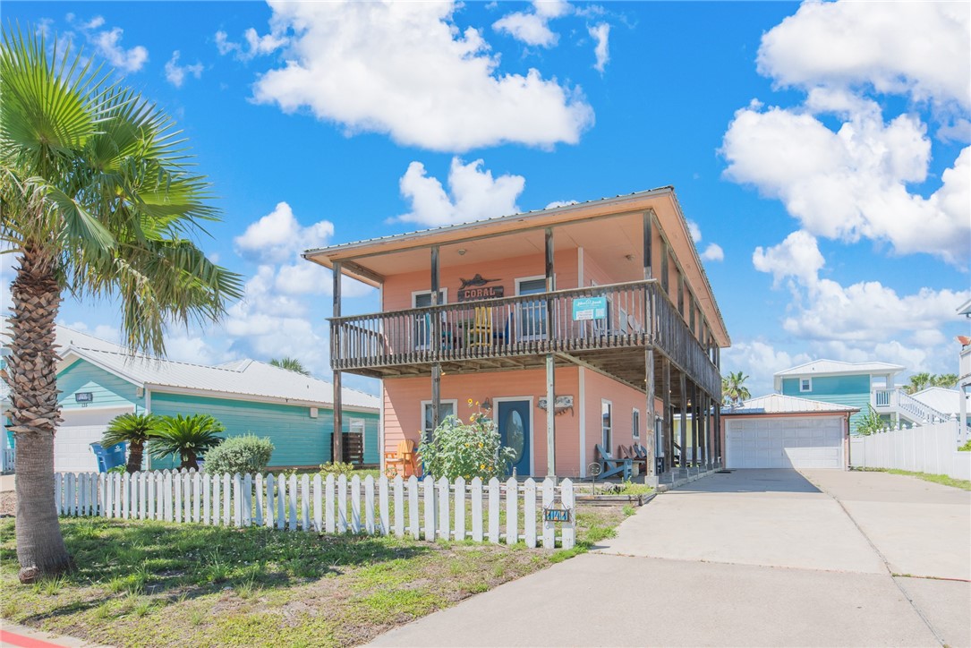 141 Mustang Royale Property Photo 13