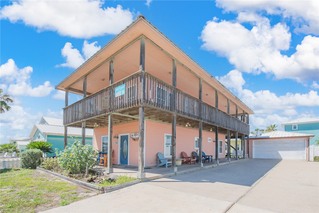 141 Mustang Royale Property Photo 18