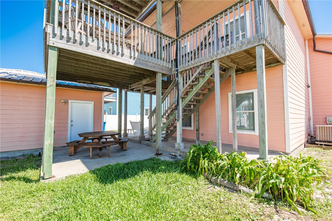 141 Mustang Royale Property Photo 33