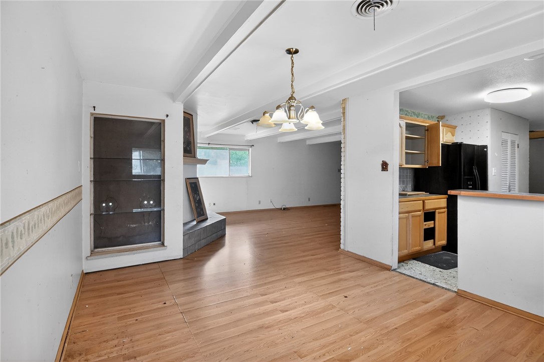 476459 Property Photo 4