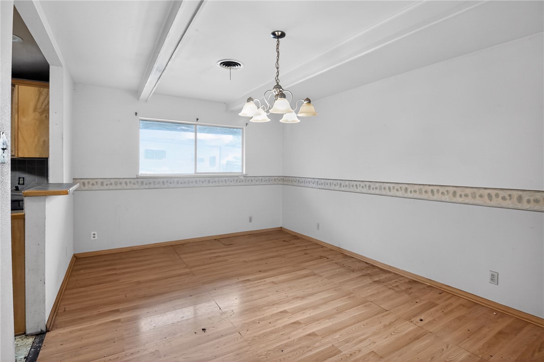 476459 Property Photo 5