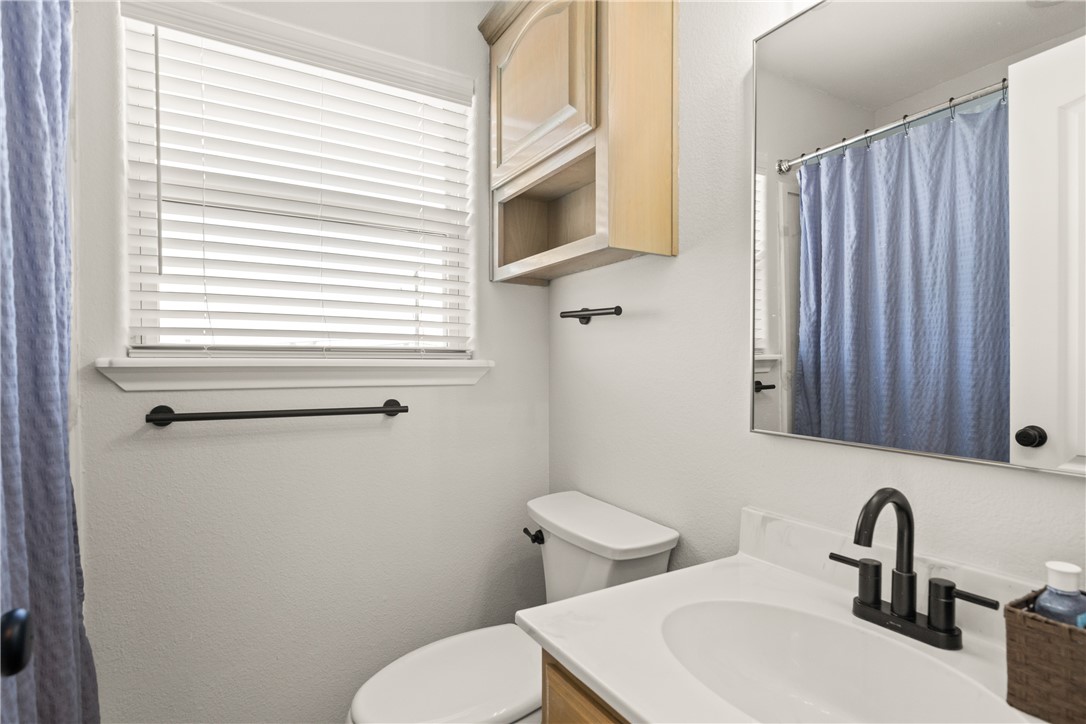 650 S Bay St Property Photo 30