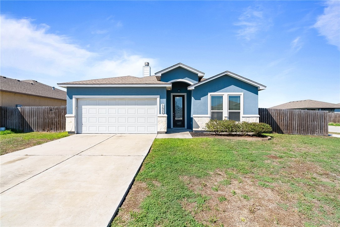 1810 Monterey Bay Dr Property Photo 1