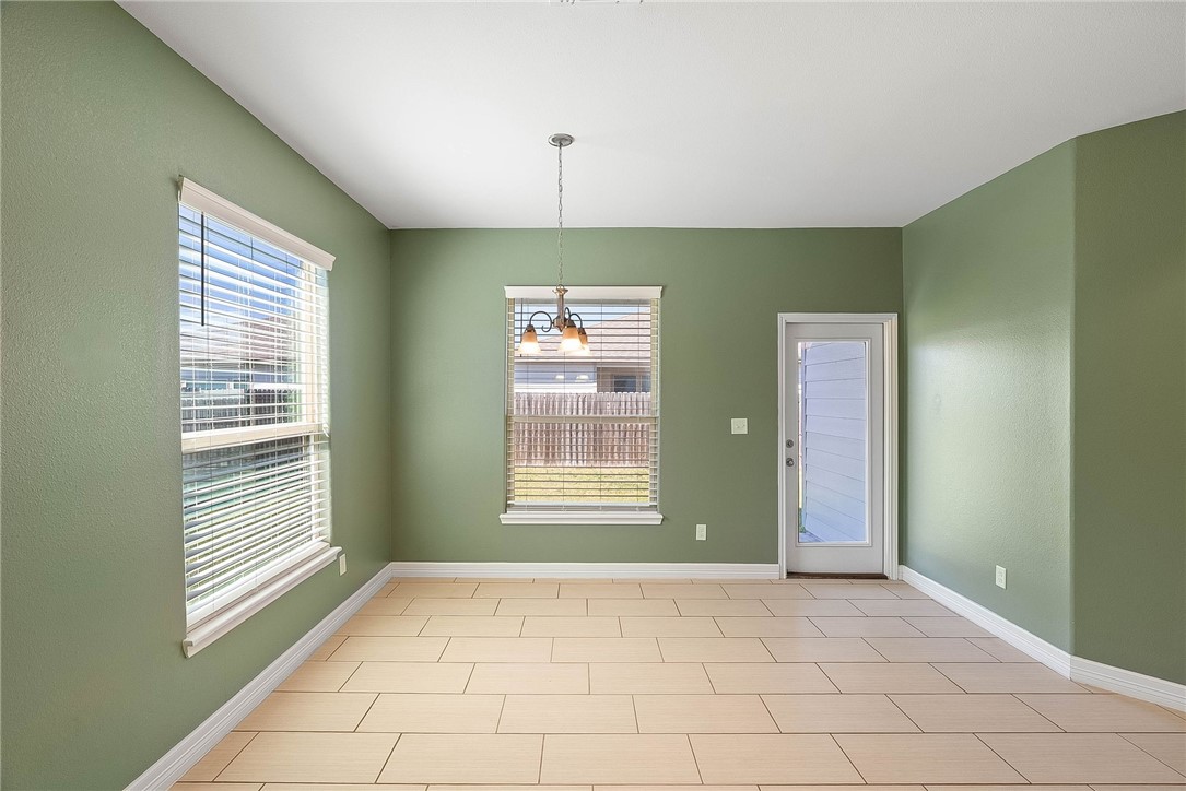 1810 Monterey Bay Dr Property Photo 11