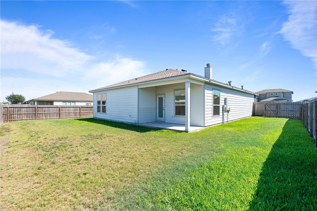 1810 Monterey Bay Dr Property Photo 14