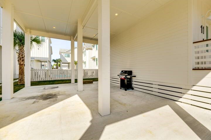 434 Oleander St 11 Property Photo 2
