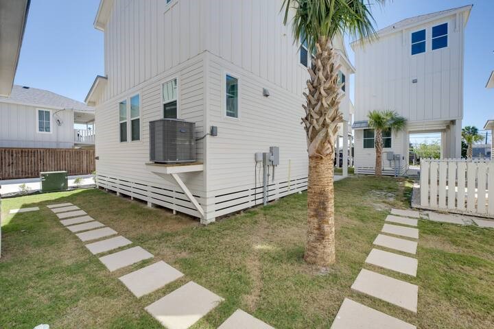 434 Oleander St 11 Property Photo 30