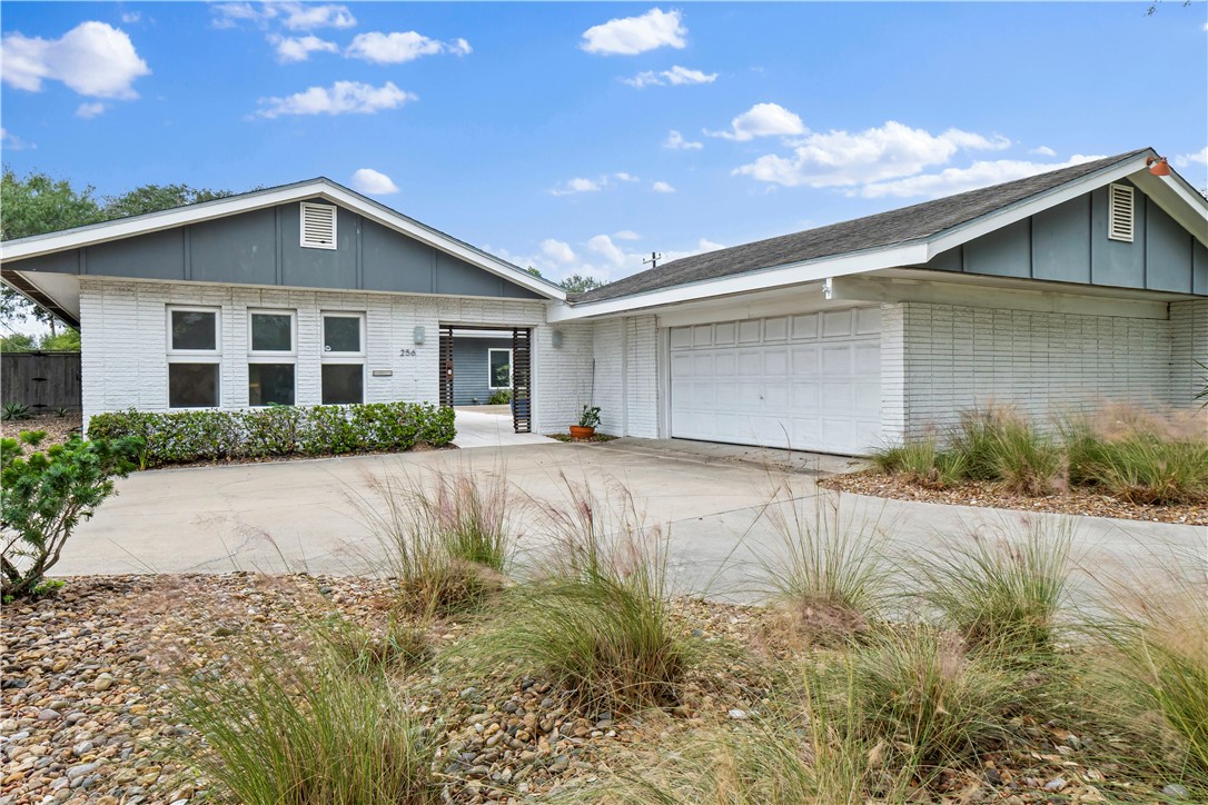 256 Purl Pl Property Photo