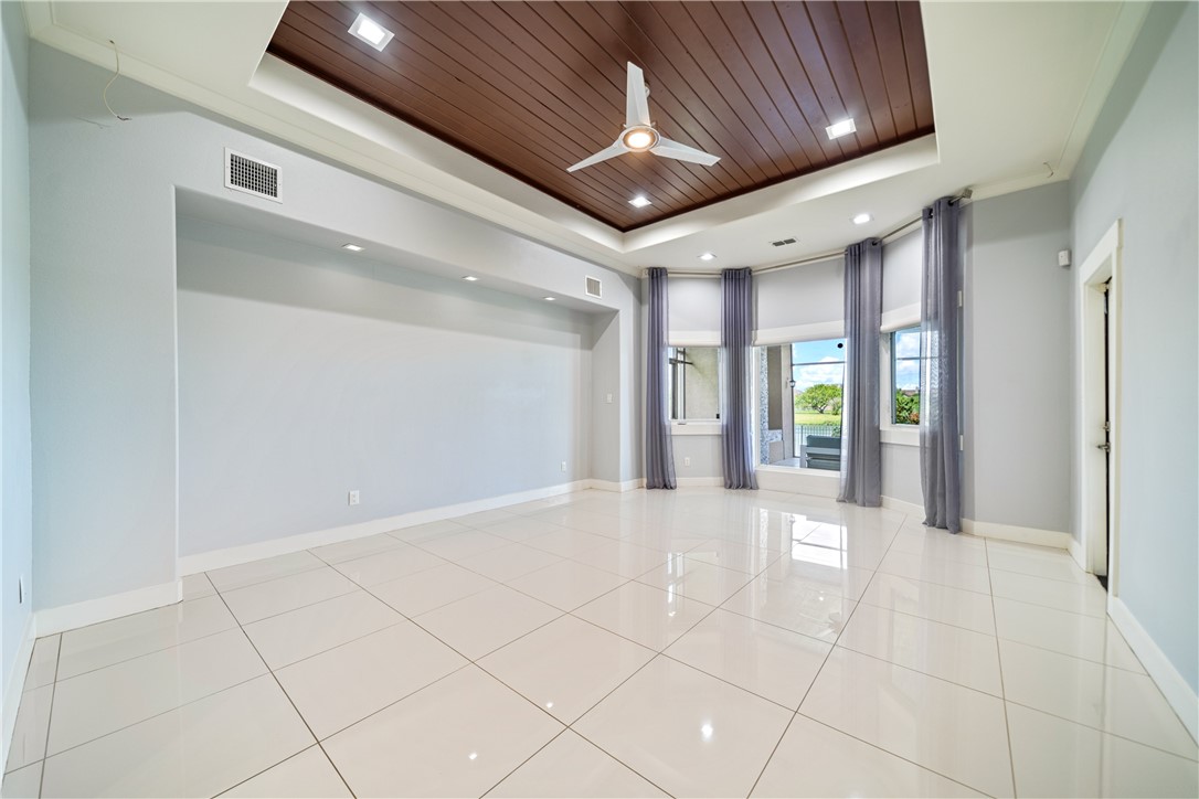 8549 King River Ct Property Photo 13