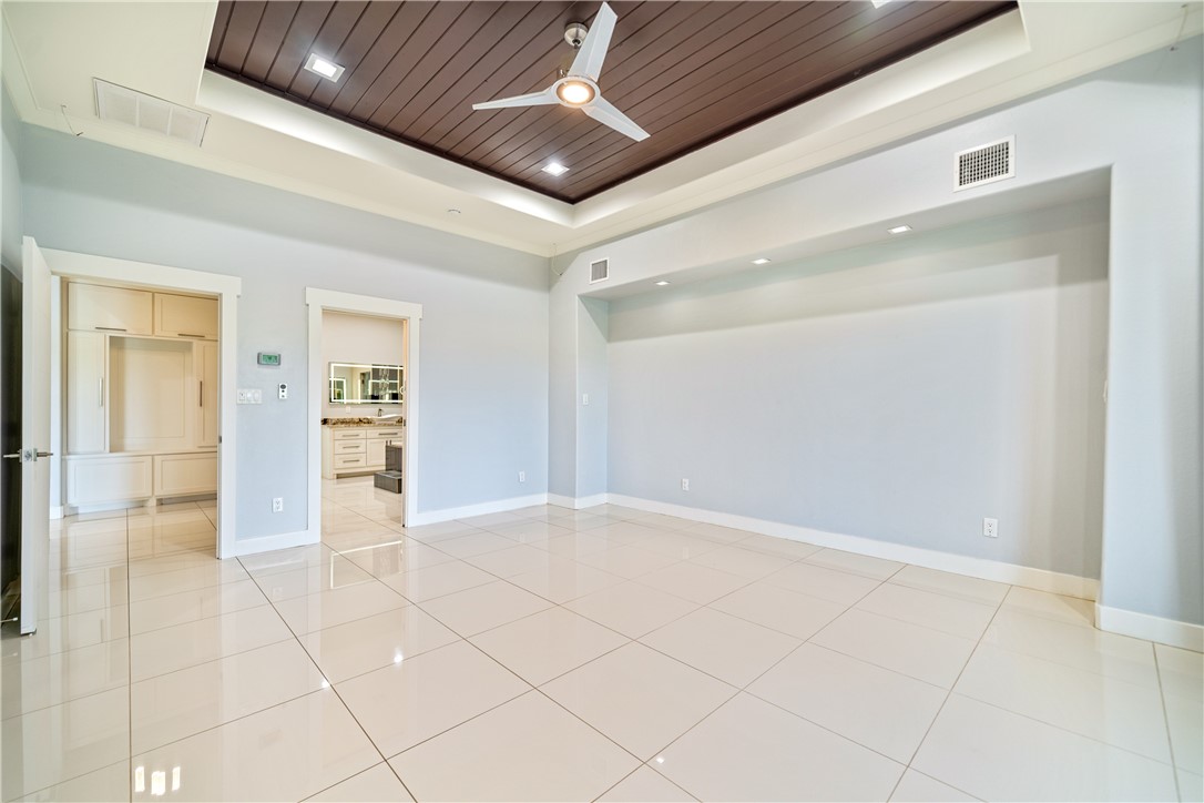 8549 King River Ct Property Photo 14