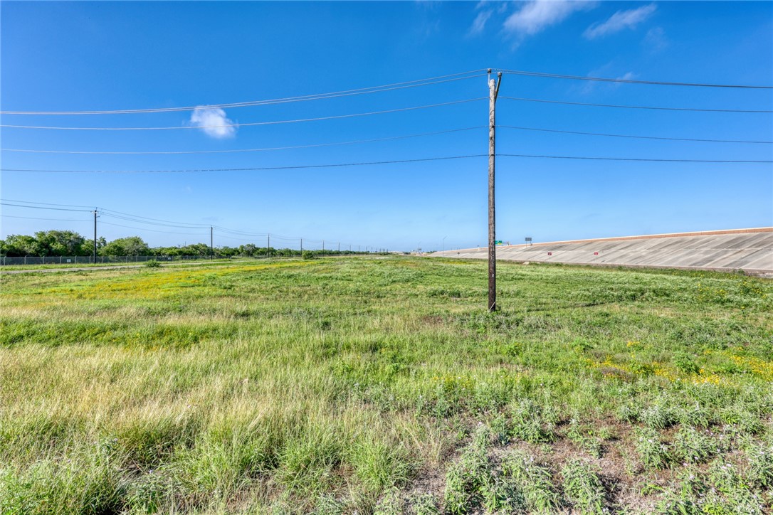 0 Crosstown Expy Property Photo 15