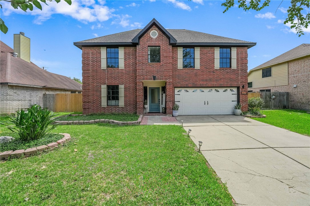 5025 Queens Ct Property Photo 2