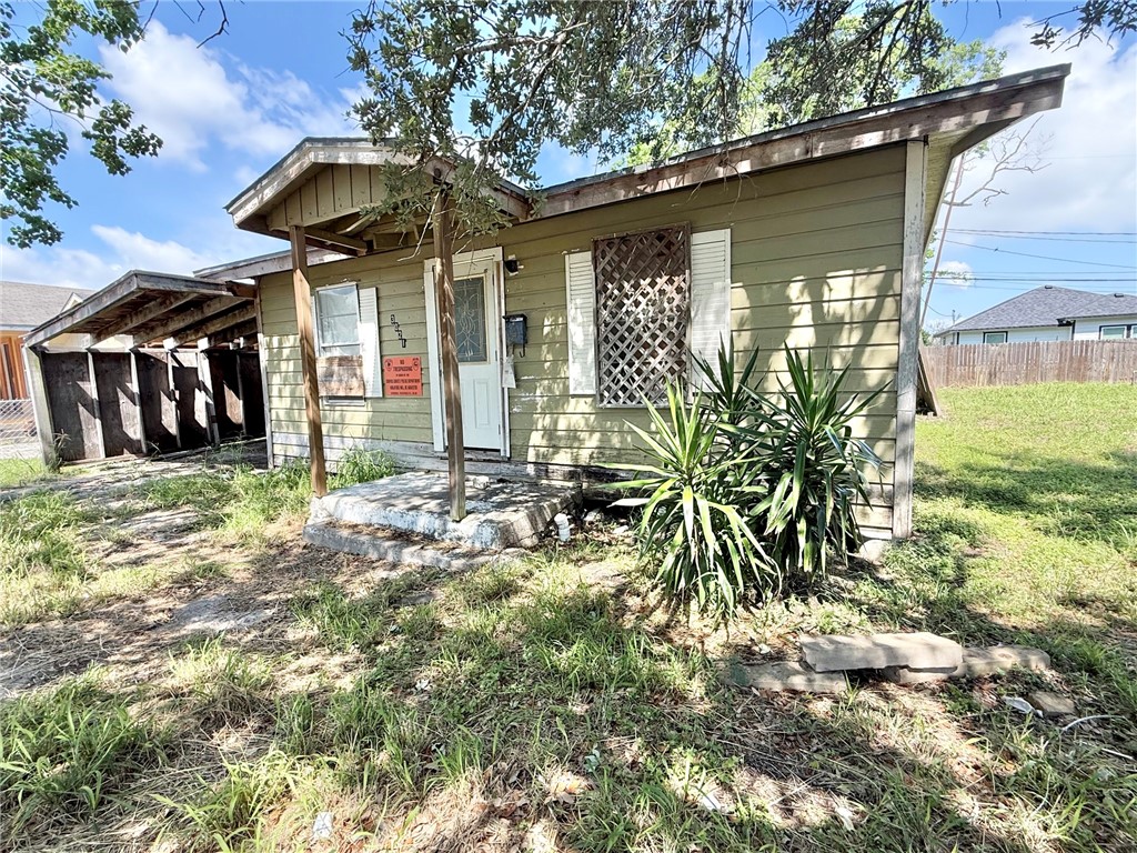 3021 Carver Dr Property Photo 4