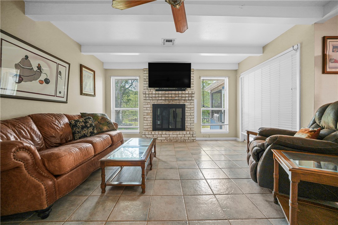 3331 Bali Dr Property Photo 8