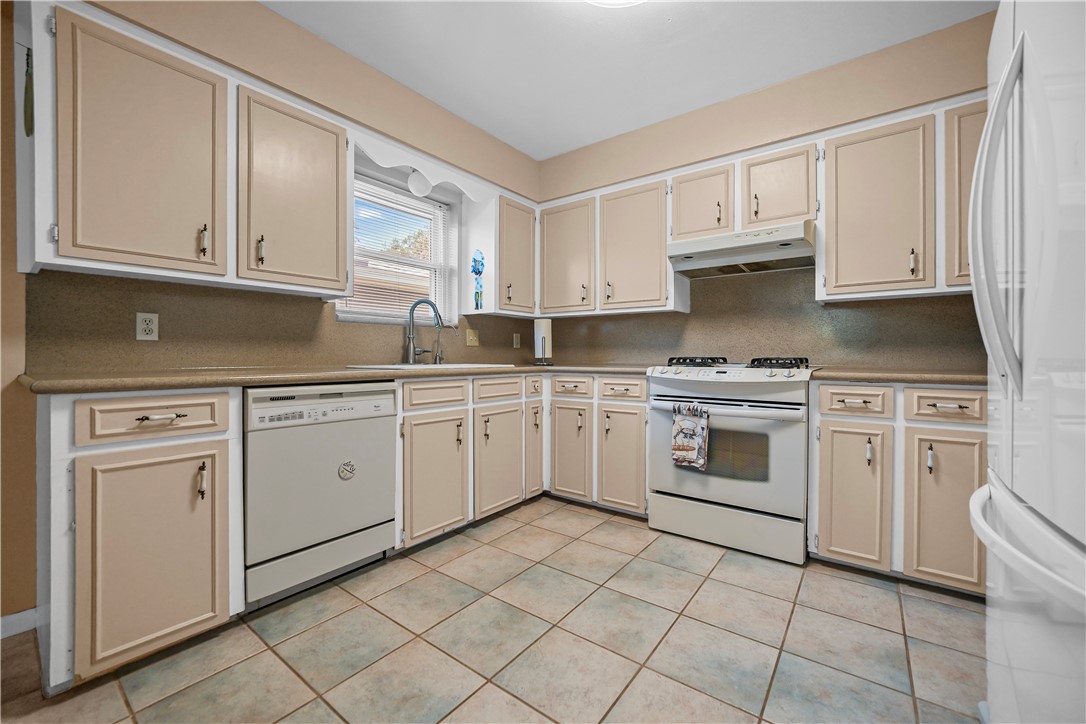 3331 Bali Dr Property Photo 26