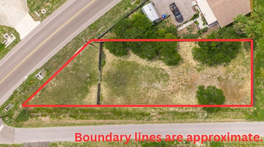 4122 & 4126 Summit Dr Property Photo 1